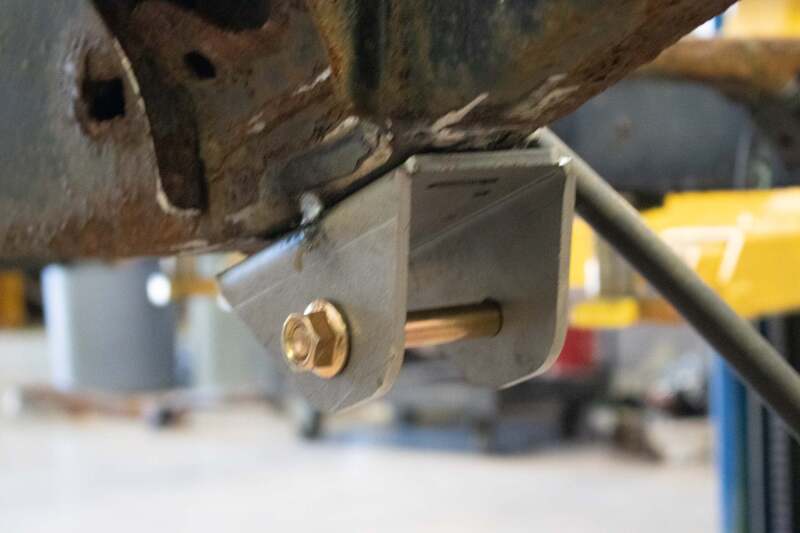 RustBuster RB7111 Leaf Spring Mount