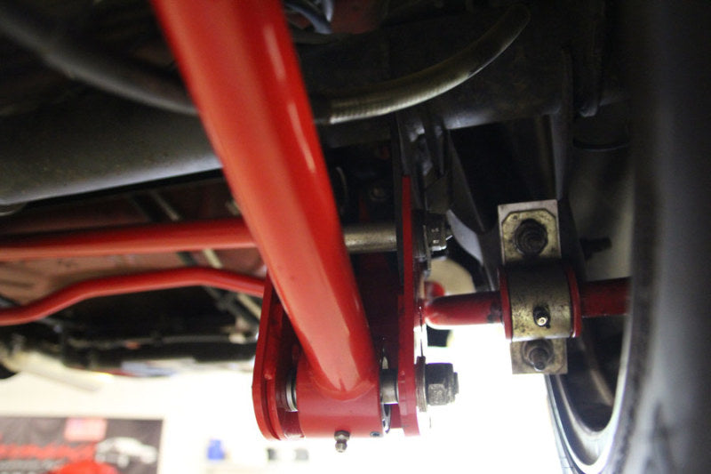 UMI Performance 1060-R fits Ford 05-14 Mustang Rear Control Arm Relocation Brack