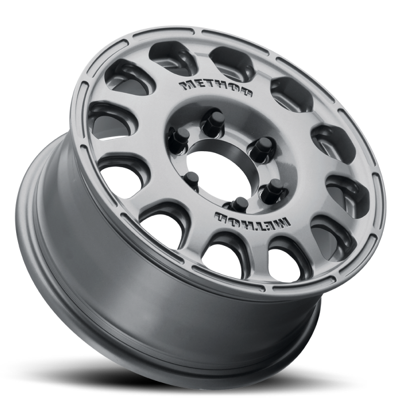 Method MR10767090845 MR107 16x7 +45mm Offset 6x5.5 102mm CB Gloss Titani