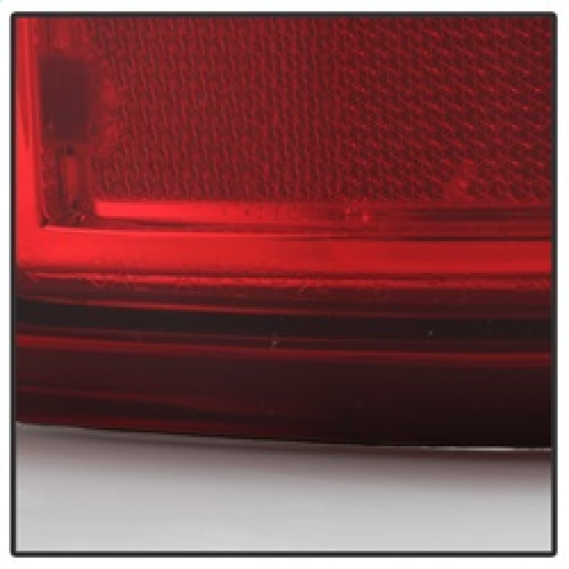 5008787 Xtune fits Chevy 03-06 Silverado 1500/2500/3500 LED Tail Lights Red Cl