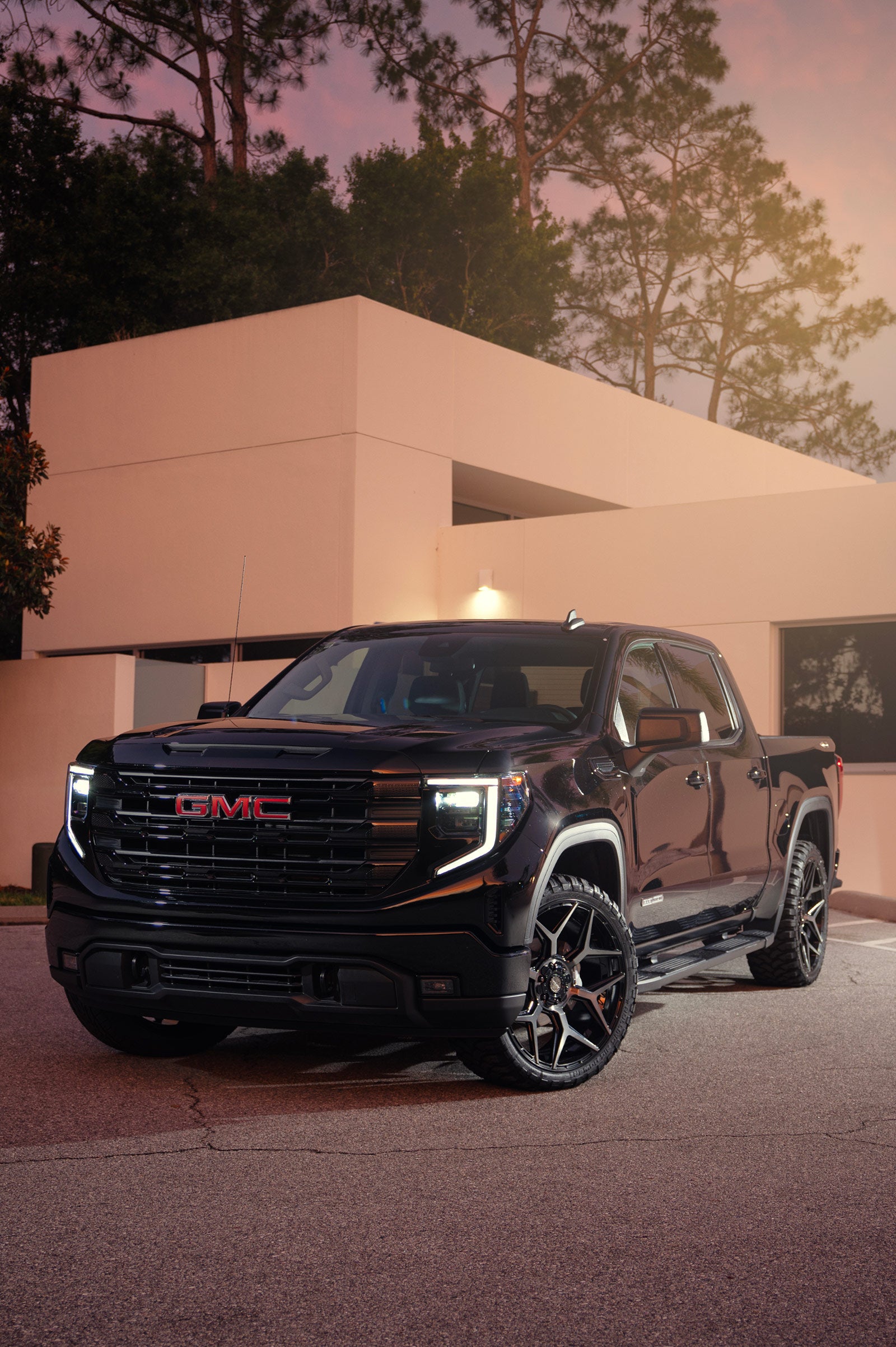 4PLAY 4P06-24100-6D55-18BBT Gen3 24x10 6x135mm & 6x5.5" +18et in Brushed Black