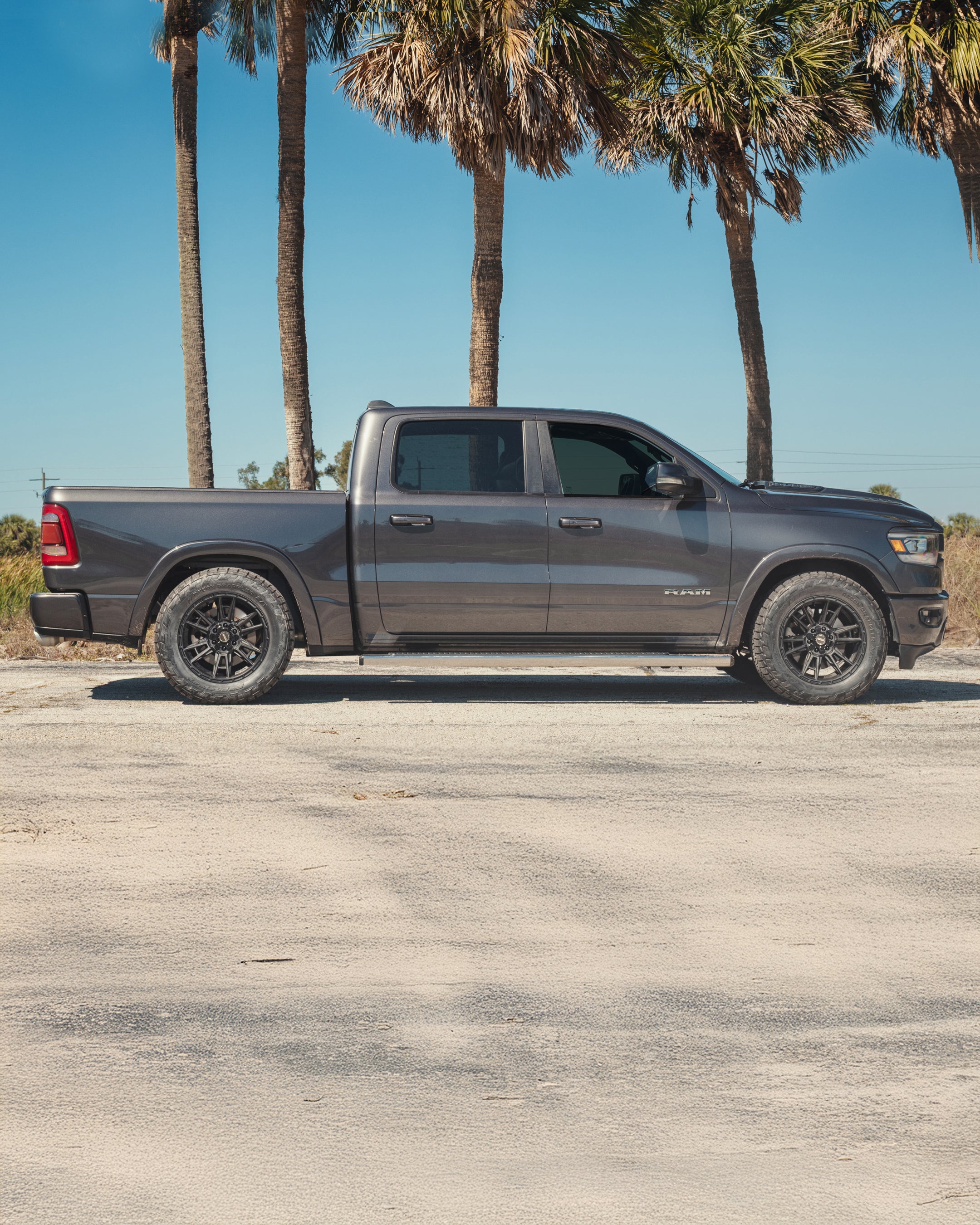 4PLAY 4PS20-18080-CUVB-38B1 Sport2.0 18x8 5x112mm & 5x4.5" +38et in Satin Black